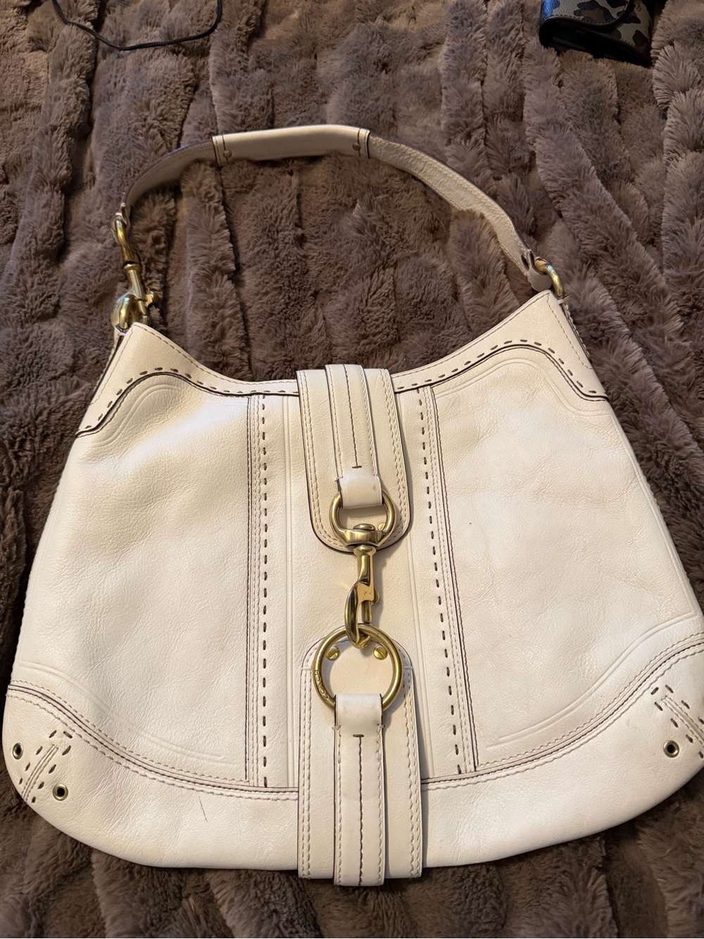Vintage Coach Leather Shoulder Bag with Gold Hardware